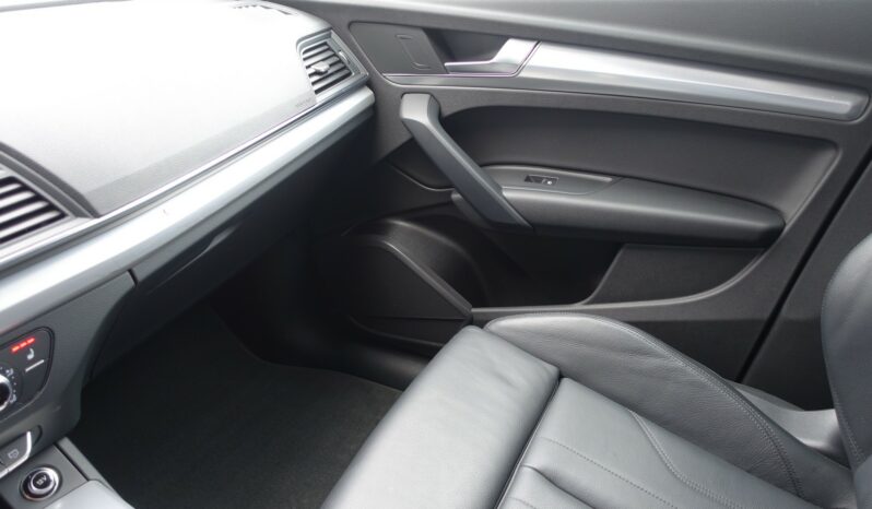 AUDI Q5 40 TDI 190 CH QUATTRO S-TRONIC complet