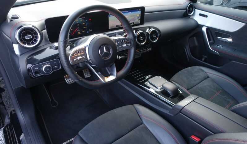 MERCEDES CLASSE CLA SHOOTING BRAKE 200 D 150 CH PHASE 2 AMG-LINE complet