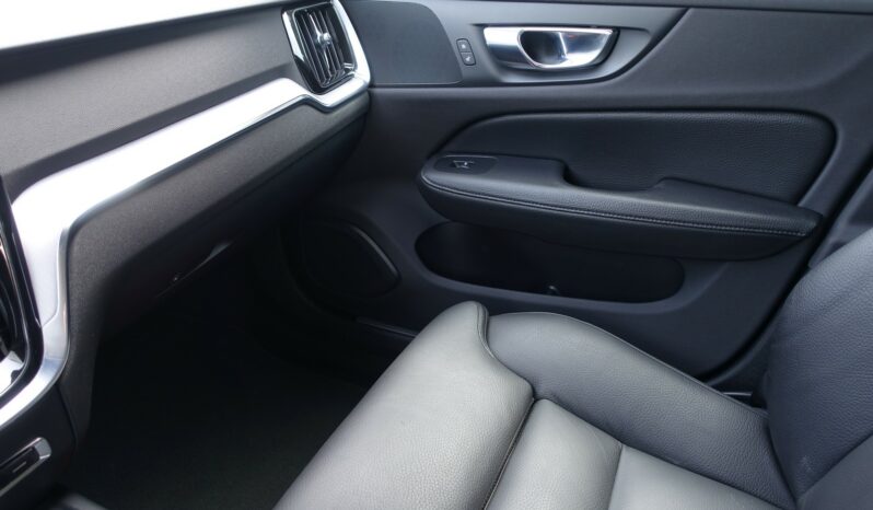 VOLVO V 60 D3 2.0 L GEARTRONIC 150CH MOMENTUM complet
