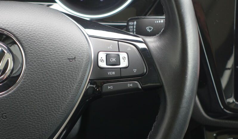 VOLKSWAGEN TOURAN 2.0 L TDI 150 CH  HIGHLINE complet