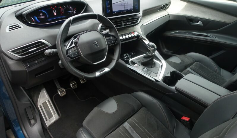 PEUGEOT 5008 1.5 L BLUEHDI 7 PLACES 130 CH GT complet