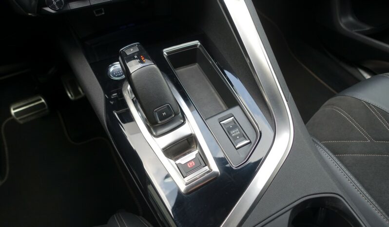 PEUGEOT 5008 1.5 L BLUEHDI EAT8 7 PLACES 130 CH GT complet