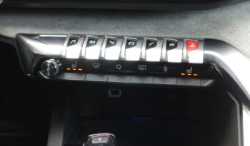 PEUGEOT 5008 1.5 L BLUEHDI EAT8 7 PLACES 130 CH GT complet
