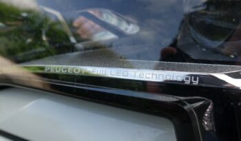 PEUGEOT 5008 1.5 L BLUEHDI EAT8 7 PLACES 130 CH GT complet