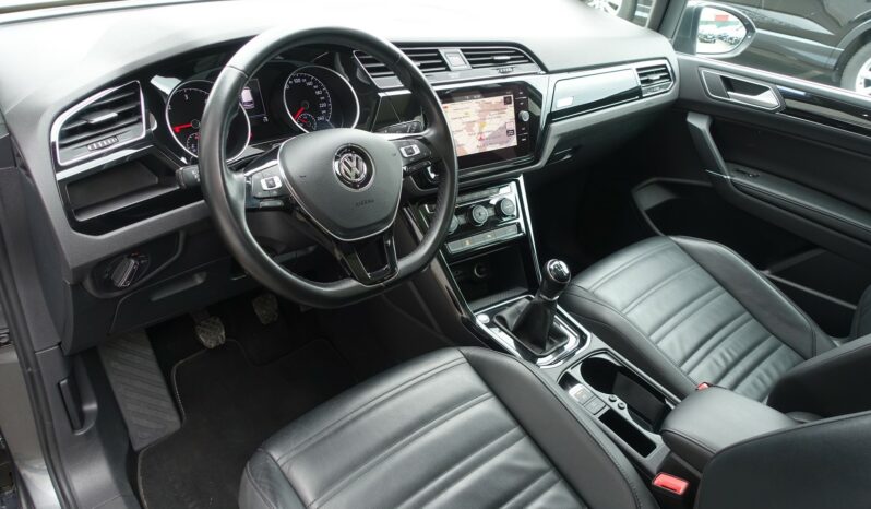 VOLKSWAGEN TOURAN 2.0 L TDI 150 CH  HIGHLINE complet