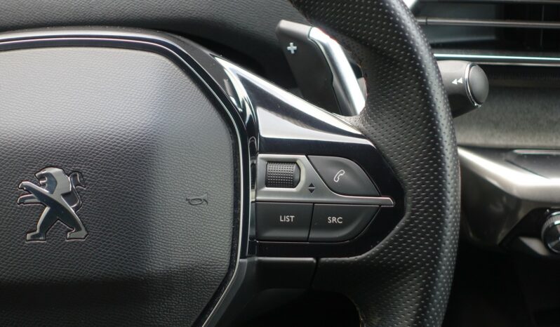 PEUGEOT 5008 1.5 L BLUEHDI EAT8 7 PLACES 130 CH GT complet