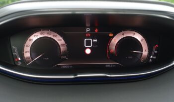 PEUGEOT 5008 1.5 L BLUEHDI EAT8 7 PLACES 130 CH GT complet