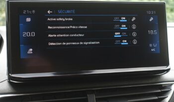 PEUGEOT 5008 1.5 L BLUEHDI 7 PLACES 130 CH GT complet
