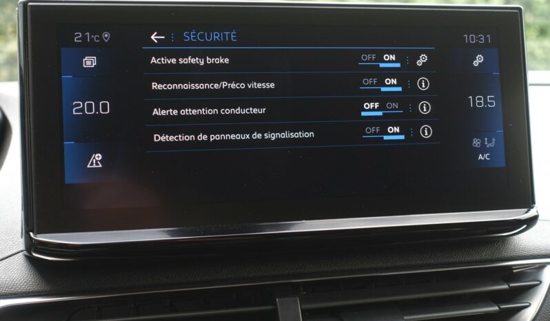 PEUGEOT 5008 1.5 L BLUEHDI 7 PLACES 130 CH GT complet