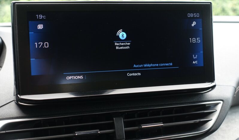PEUGEOT 5008 1.5 L BLUEHDI EAT8 7 PLACES 130 CH GT complet