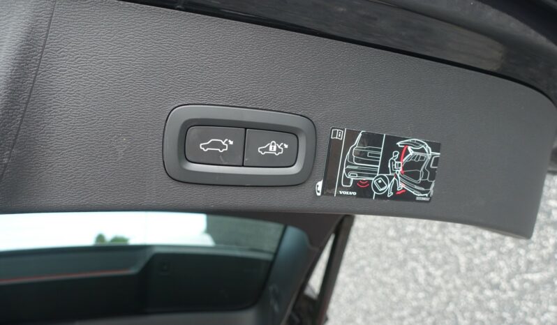 VOLVO XC 40 D3 2.0 L GEARTRONIC 150CH MOMENTUM complet