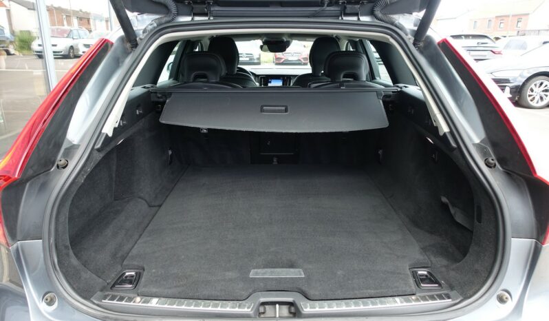 VOLVO V 90 D3 2.0 L 150CH MOMENTUM complet