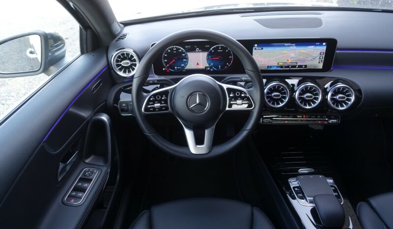 MERCEDES CLASSE A 180 7G-DCT complet