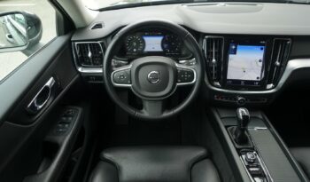 VOLVO V 60 D3 2.0 L 150CH MOMENTUM complet