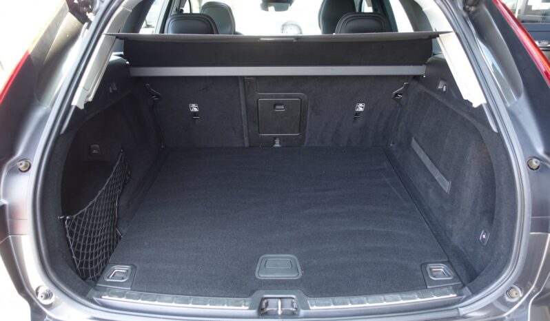 VOLVO XC 60 D4 2.0 L GEARTRONIC 190CH MOMENTUM complet