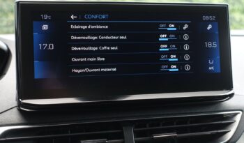 PEUGEOT 5008 1.5 L BLUEHDI EAT8 7 PLACES 130 CH GT complet