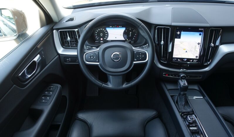 VOLVO XC 60 D4 2.0 L GEARTRONIC 190CH MOMENTUM complet