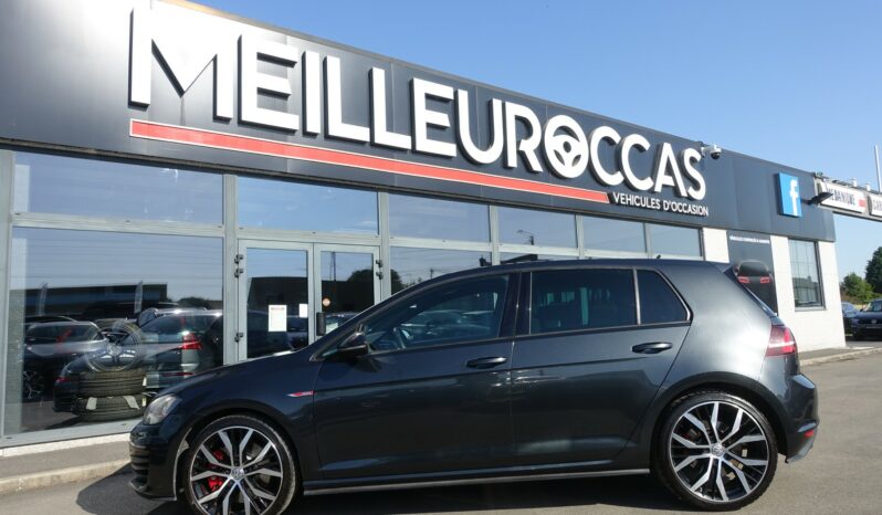 VOLKSWAGEN GOLF VII 2.0 GTI PERFORMANCE DSG6 230CH 5 PORTES complet