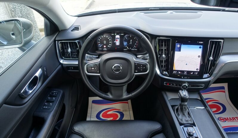 VOLVO V 60 D3 2.0 L GEARTRONIC 150CH MOMENTUM complet
