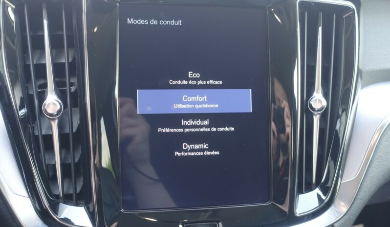 VOLVO V 60 D3 2.0 L GEARTRONIC 150CH MOMENTUM complet