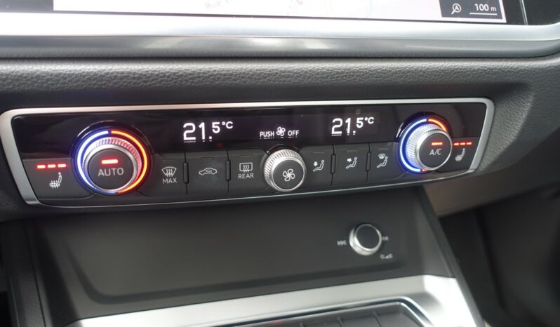 NOUVEAU AUDI Q3 35 TDI 150 CH S-TRONIC ( IDEM DESIGN LUXE ) complet