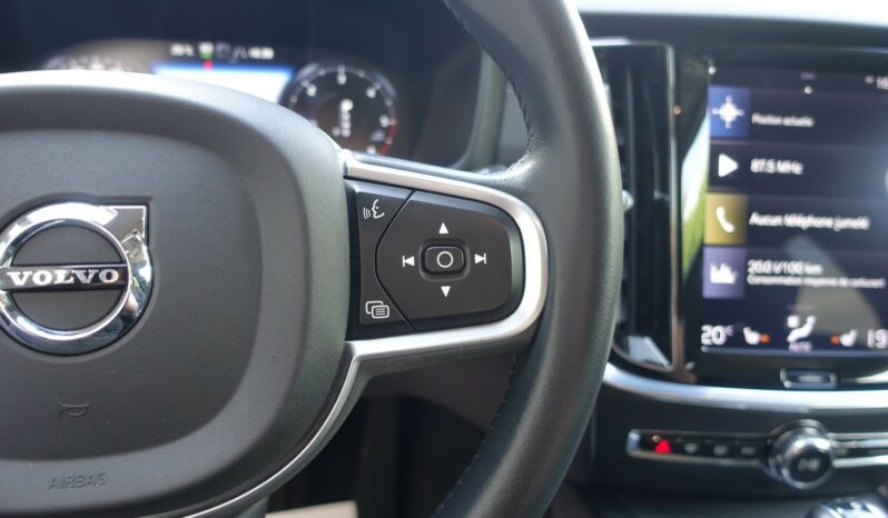 VOLVO V 60 D3 2.0 L GEARTRONIC 150CH MOMENTUM complet