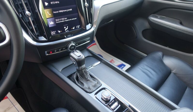 VOLVO V 60 D3 2.0 L GEARTRONIC 150CH MOMENTUM complet