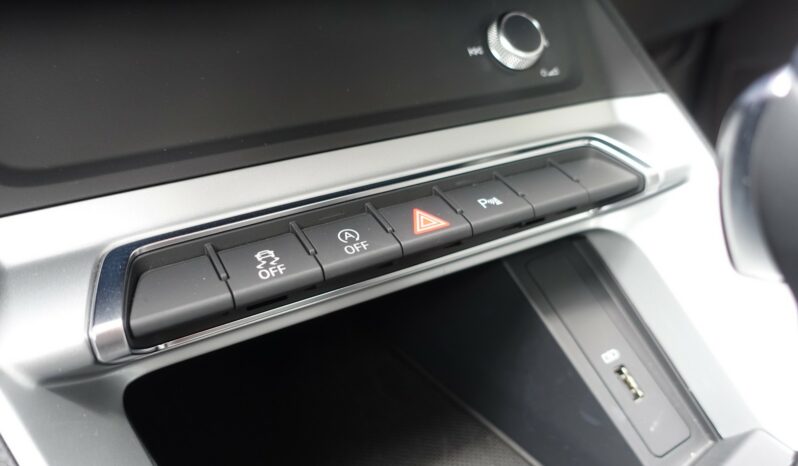 NOUVEAU AUDI Q3 35 TDI 150 CH S-TRONIC ( IDEM DESIGN LUXE ) complet