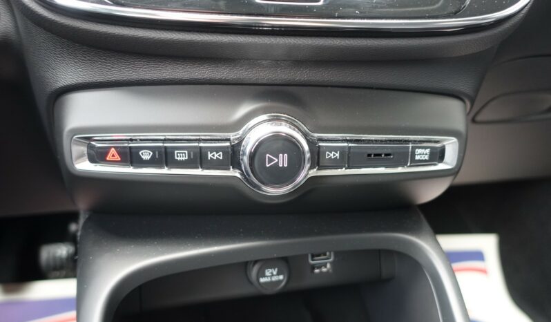 VOLVO XC 40 D3 2.0L 150CH MOMENTUM complet
