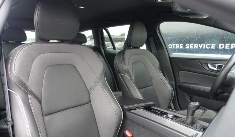 VOLVO V 60 D3 2.0 L 150CH R-DESIGN complet