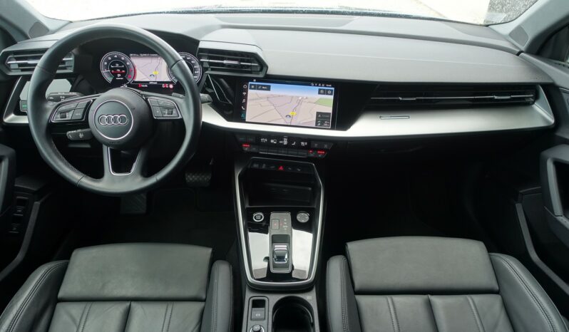 AUDI A3 SPORTBACK 45 COMPETITION TFSI E TRON S-TRONIC 245 CH HYBRIDE RECHARGEABLE S-LINE complet
