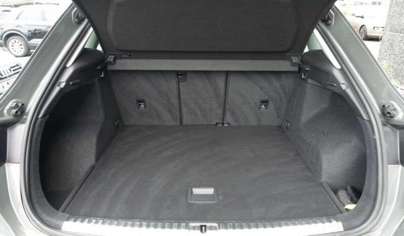 NOUVEAU AUDI Q3 35 TDI 150 CH S-TRONIC ( IDEM DESIGN LUXE ) complet