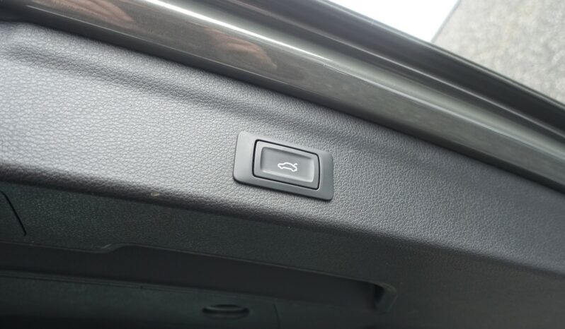 NOUVEAU AUDI Q3 35 TDI 150 CH S-TRONIC ( IDEM DESIGN LUXE ) complet
