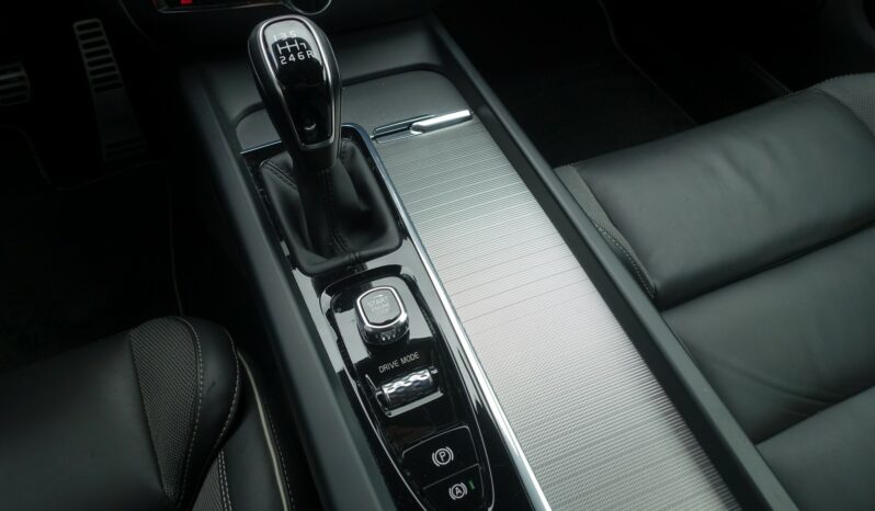 VOLVO V 60 D3 2.0 L 150CH R-DESIGN complet