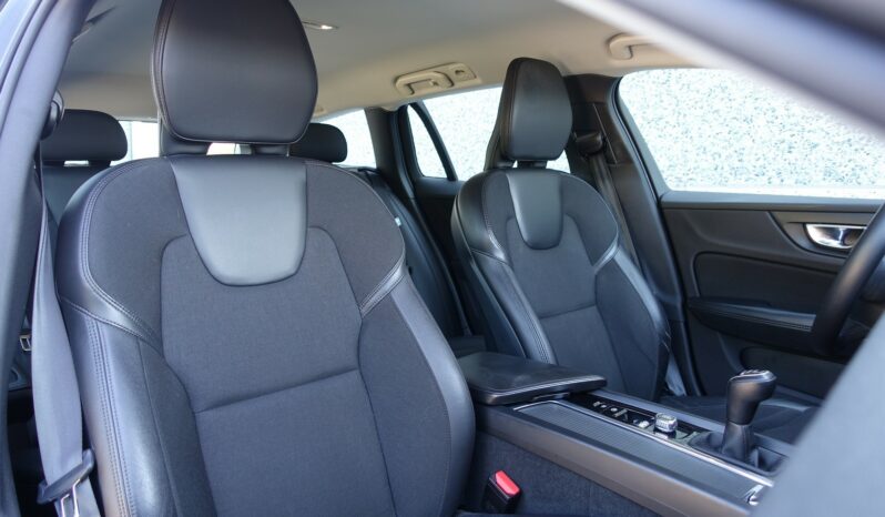 VOLVO V 60 D3 2.0 L 150CH MOMENTUM complet