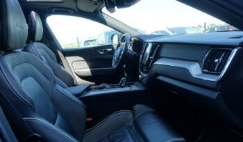 VOLVO XC 60 T8 4WD HYBRIDE RECHARGEABLE GEARTRONIC 390 CH  R-DESIGN complet