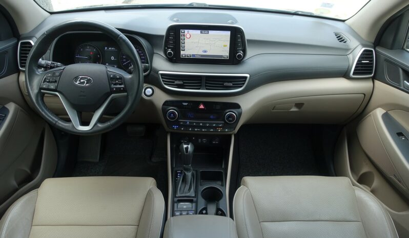 HYUNDAI TUCSON III 1.6L CRDI MILD HYBRID 2WD DCT7 48V complet