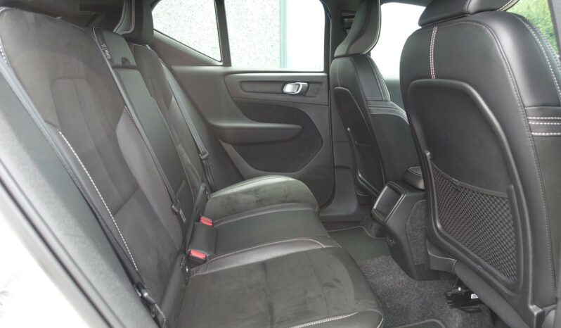 VOLVO XC 40 D3 2.0 L GEARTRONIC AWD 150CH R-DESIGN complet