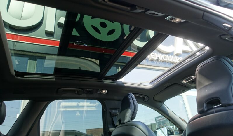 VOLVO XC 60 T8 4WD HYBRIDE RECHARGEABLE GEARTRONIC 390 CH  R-DESIGN complet