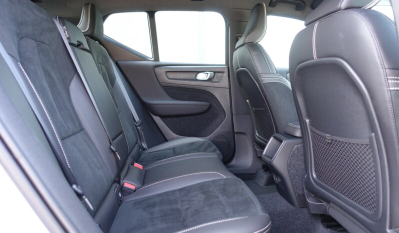 VOLVO XC 40 D3 2.0 L 150CH R-DESIGN complet