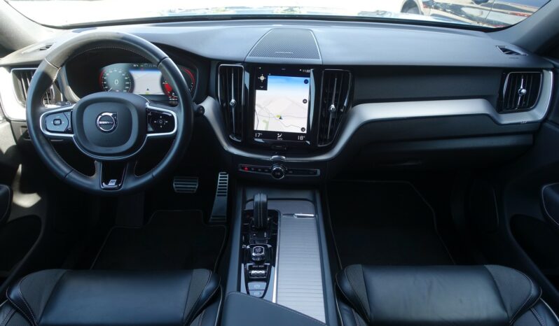 VOLVO XC 60 T8 4WD HYBRIDE RECHARGEABLE GEARTRONIC 390 CH  R-DESIGN complet