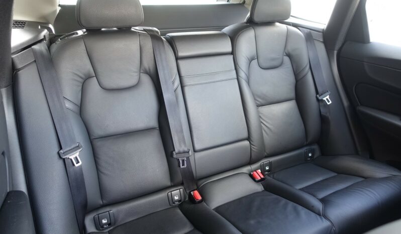 VOLVO XC 60 D3 2.0 L 150CH MOMENTUM complet