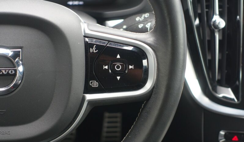 VOLVO V 60 D3 2.0 L 150CH R-DESIGN complet