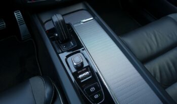 VOLVO XC 60 T8 4WD HYBRIDE RECHARGEABLE GEARTRONIC 390 CH  R-DESIGN complet