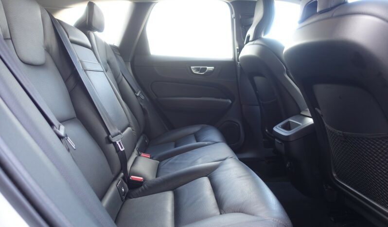 VOLVO XC 60 D3 2.0 L 150CH MOMENTUM complet