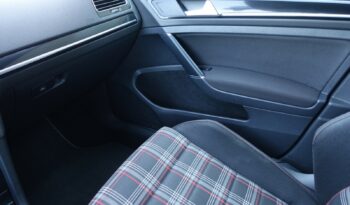 VOLKSWAGEN GOLF VII 2.0 GTI PERFORMANCE DSG6 230CH 5 PORTES complet