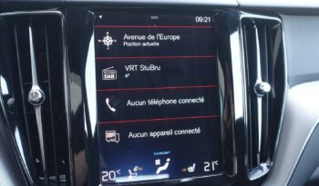VOLVO XC 60 D4 2.0L GEARTRONIC 163CH R-DESIGN complet