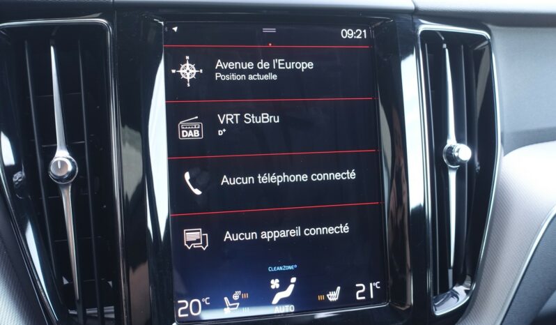 VOLVO XC 60 D4 2.0L GEARTRONIC 163CH R-DESIGN complet