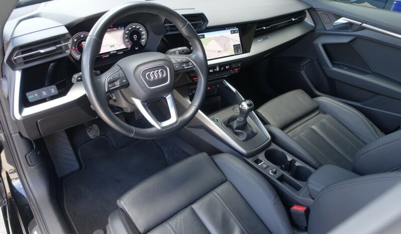 AUDI A3 BERLINE 30 TDI complet