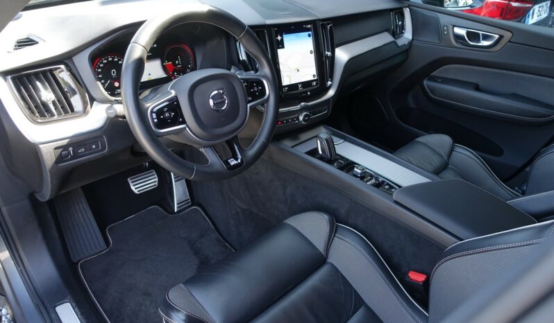 VOLVO XC 60 T8 4WD HYBRIDE RECHARGEABLE GEARTRONIC 390 CH  R-DESIGN complet